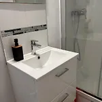 Renovated Flat Near Tour Eiffel Lägenhet