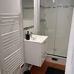 Renovated Flat Near Tour Eiffel * Paris