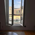 Renovated Flat Near Tour Eiffel Lägenhet Paris
