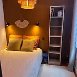 Lägenhet Renovated Flat Near Tour Eiffel *