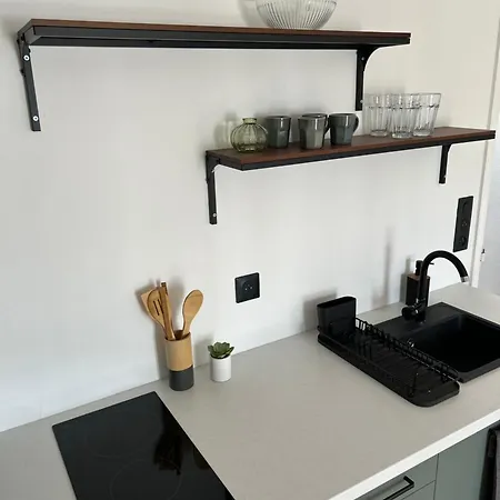 Renovated Flat Near Tour Eiffel Parijs