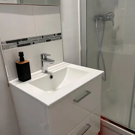 Renovated Flat Near Tour Eiffel Appartement