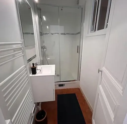 Renovated Flat Near Tour Eiffel