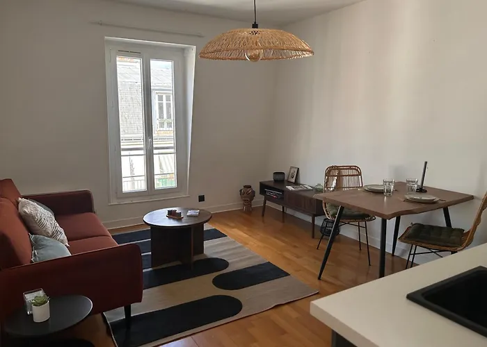 Renovated Flat Near Tour Eiffel * Paris